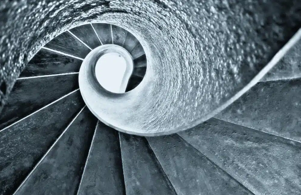 ยกตัวอย่างสัดส่วน Fibonacci หรือสัดทองคำ (Golden Ratio)